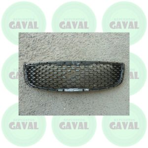 Mascara Rejilla Kia Carnival 2015-2017 (quebrada)