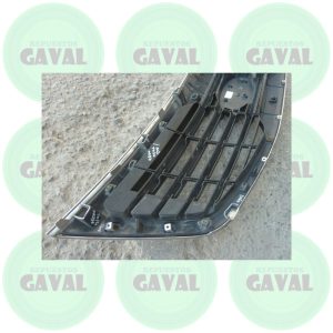 Mascara Kia Sportage 2011-2012 (dañada)