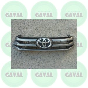 Mascara Toyota Hilux Revo 2019-2020 (dañada)