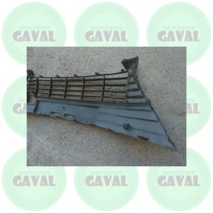 Rejilla de Parachoque Toyota Yaris 2019-2020 (dañado)