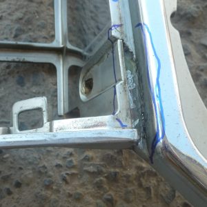 moldura bisel mitsubishi montero 1984 1990 copiloto dañado