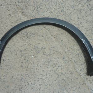 moldura eclipse cross 2018 delantera chofer original dañada