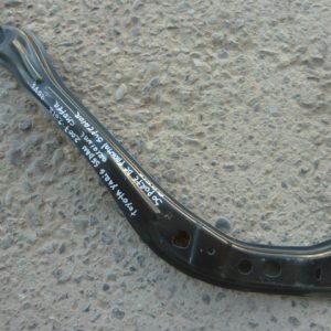 Frontal superior bafle chofer toyota yaris sedan 2007 2012 usado