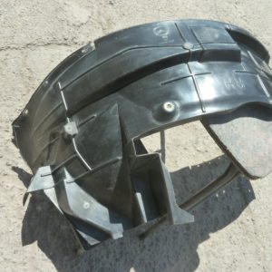 Guardafango mazda bt50 2014 2019 delantero copiloto dañado