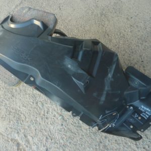 Guardafango toyota raize 2020 2023 delantero copiloto daños