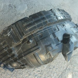 Guardafango nissan np300 2016 2020 delantero copiloto daños