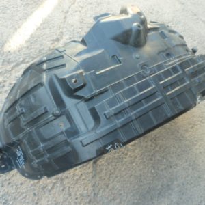 Guardafango nissan np300 2016 2020 delantero copiloto daños