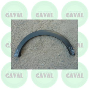 Moldura Trasera Chofer Nissan Kicks 2018-2021 (dañada)