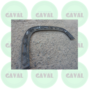 Moldura Delantera Chofer Ram 700 2021-2024 (dañada)