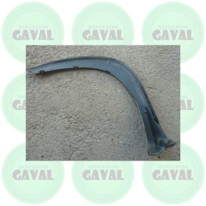 Moldura Delantera Copiloto Renault Oroch 2018-2020 (dañada)