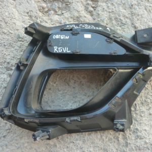 moldura bisel tapa parachoque chofer MG ZX 2021 2023 daños