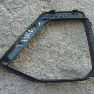 moldura bisel tapa parachoque copiloto jac js8 2022 2023 usado