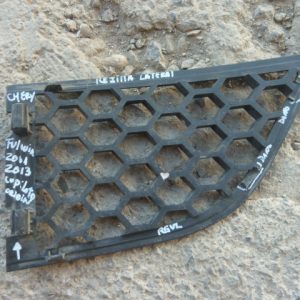 moldura bisel tapa parachoq copiloto chery fulwin 2011 2013 daño