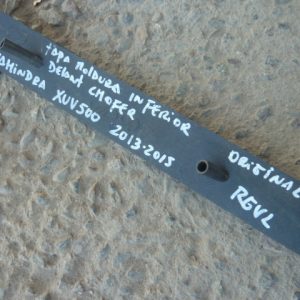 moldura bisel inferior parachoque chofer xuv500 20913 2015 usado