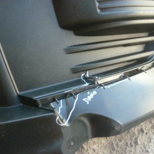 moldura bisel tapa parachoq copiloto explorer xlt 2022 2023 daños