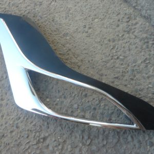 moldura bisel tapa parachoque copiloto xuv500 2017 2020 daños