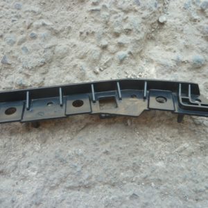 soporte mensula ford explorer 2016 2018 delantera chofer usada