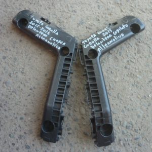 soporte mensula toyota corolla 2015 2016 delanteras (par) daños