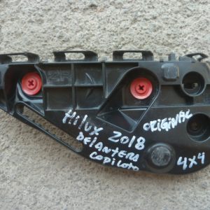 soporte mensula hilux revo 4×4 2016 2018 delantera copiloto daños
