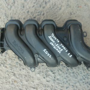 Multiple de admision yaris 1.5 2000 2005 original daño