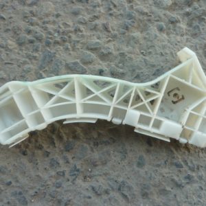 soporte mensula mazda 3 sedan 2003 2008 delantera chofer usada