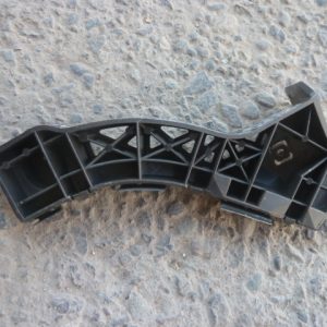 soporte mensula mazda 3 sedan 2003 2008 delant copiloto usada