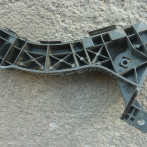 soporte mensula mazda 3 sedan 2003 2008 delant copiloto usada