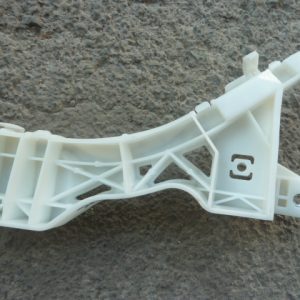 soporte mensula mazda 3 hatchback 2003 2008 del copiloto usada