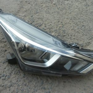 Optico Nissan Versa n18 2020 2023 copiloto halógeno daños