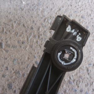 soporte mensula mazda 6 2014 2018 delant copiloto usada daños