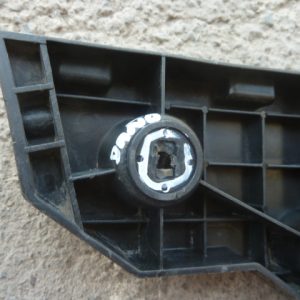 soporte mensula bt50 2013 2020 del chofer daños foto referencial