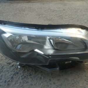 Optico peugeot expert 2018 2022 copiloto halogeno original daños
