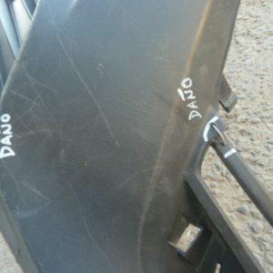 parachoque inferior chery K60 2020 2021 delantero original daños