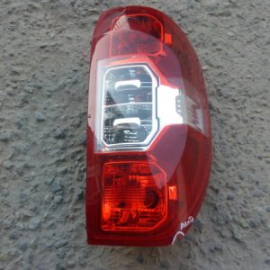 foco maxus t60 2018 2023 trasero copiloto original daño