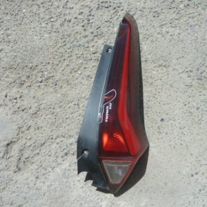 foco mg 3 mg3 2021 2022 trasero copiloto original daños