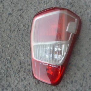 foco ssangyong grand mnusso 2020 2022 trasero copiloto daños