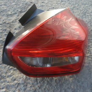 foco ford focus 2017 2018 trasero copiloto original usado