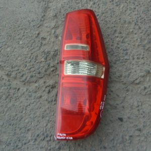 foco hyundai h1 2008 2018 alternativo trasero copiloto daños