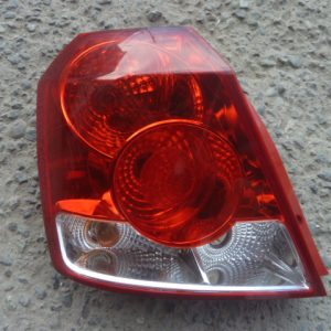 foco aveo hatchback 2004 2007 trasero chofer original daños