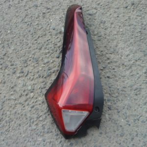 foco mg 3 mg3 2020 2024 halog/leds trasero chofer original daños