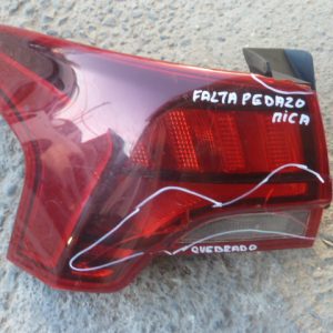 foco santa fe 2022 2023 halogeno trasero chofer daños