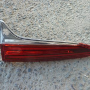 foco toyota fortuner 2017 2021 de maleta chofer leds daños