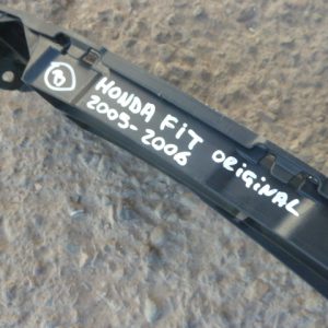 rejilla de parachoque honda fit 2005 2006 original daños