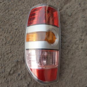 foco mazda bt50 2007 2008 trasero chofer alternativo usado