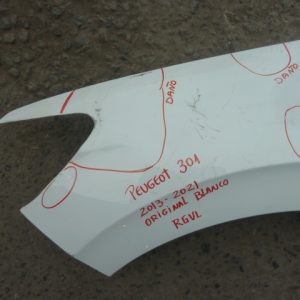 tapabarro peugeot 301 2013 2021 original delantero chofer daños