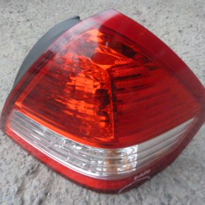 foco nissan tiida 2011 2015 trasero copiloto original detalle