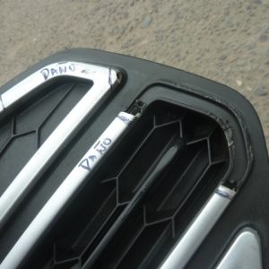 rejilla de parachoque ford ecosport se 2014 2015 original daños