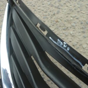 rejilla de parachoque hyundai elantra 2012 2013 original daños
