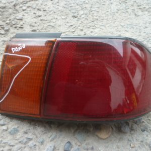 foco nissan sentra 2 1995 2000 trasero copiloto original daños