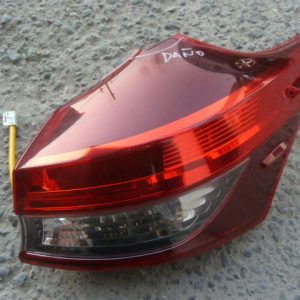 foco toyota yaris sport 2020 2021 leds trasero copiloto daños